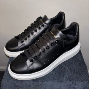 Alexander McQueen Oversized Sneaker